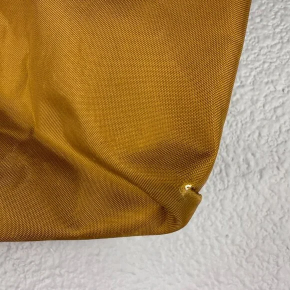 Longchamp Zip Tote - Picture 7 of 9